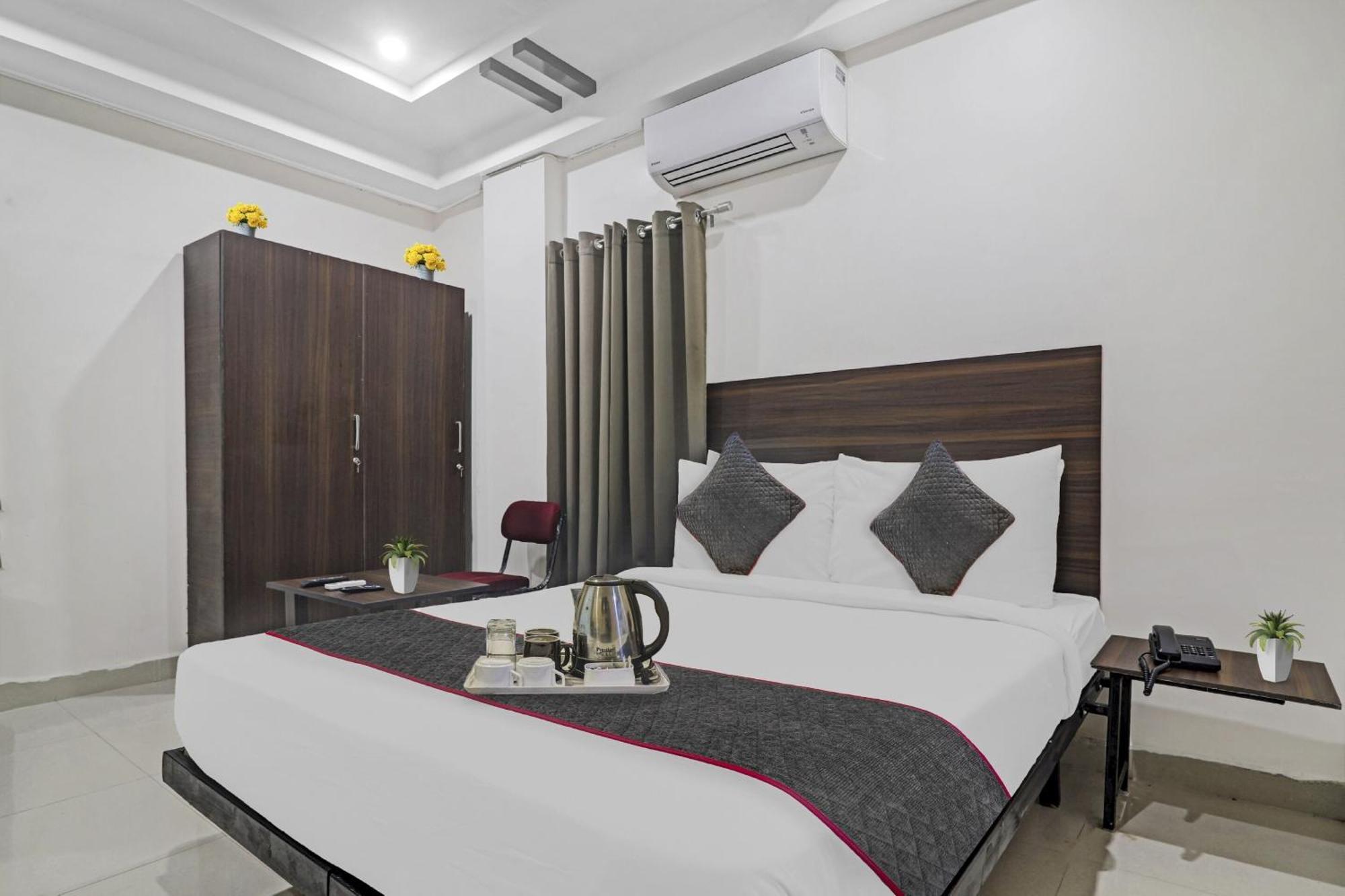 Collection O White House Near Kims Kondapur Hotel Kondapur  Ngoại thất bức ảnh