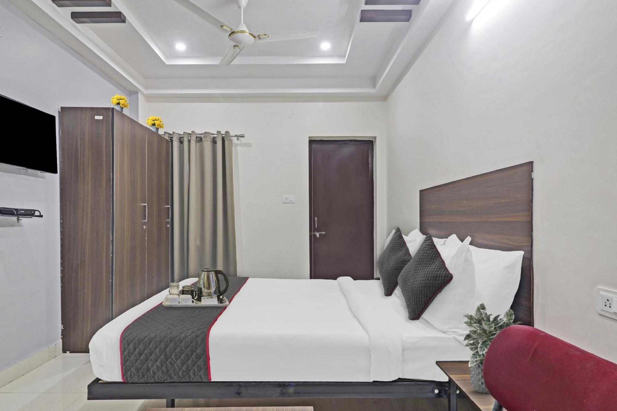 Collection O White House Near Kims Kondapur Hotel Kondapur  Ngoại thất bức ảnh