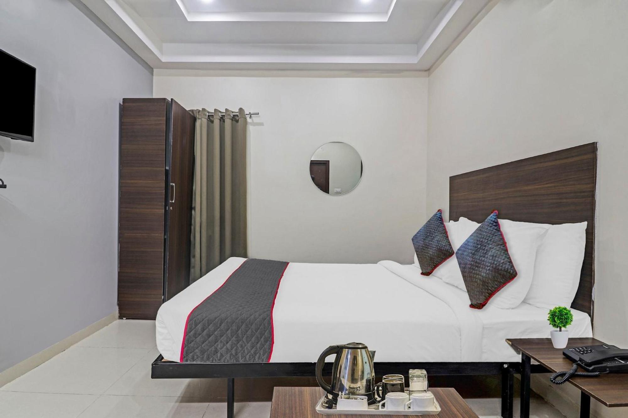 Collection O White House Near Kims Kondapur Hotel Kondapur  Ngoại thất bức ảnh